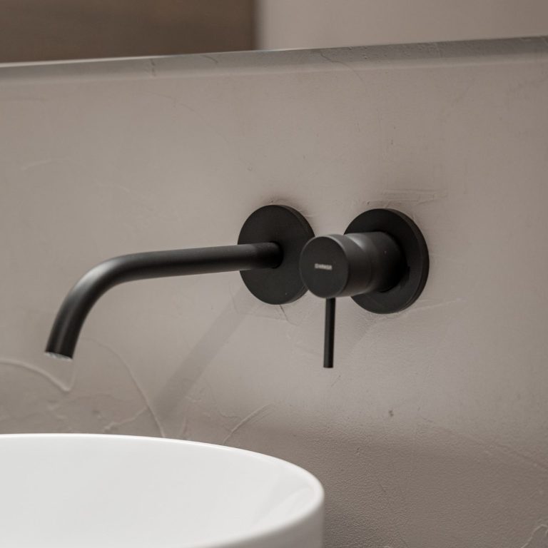 Modernes Badezimmer Brixental, Innenarchitektur Hans Rieser Tischlerei