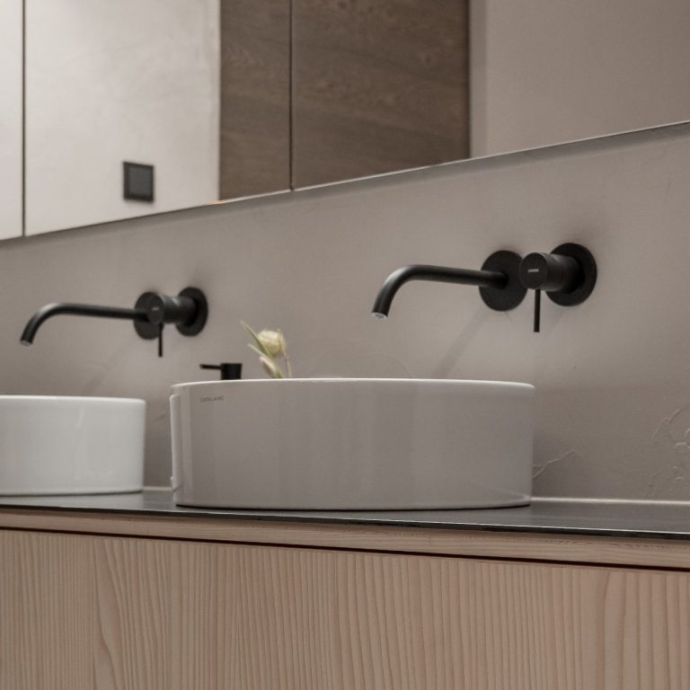 Modernes Badezimmer Brixental, Innenarchitektur Hans Rieser Tischlerei